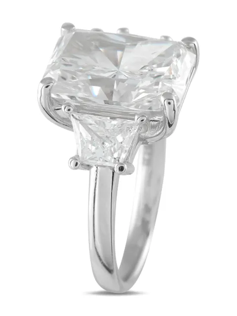 LB Exclusive 14K white gold diamond ring