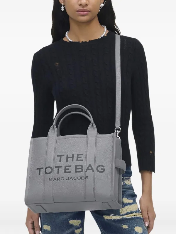 バッグ EYELETS NYLON TOTE BAG (GREY) 3119B Marc Jacobs The Medium Tote Bag | Grey | FARFETCH ZA