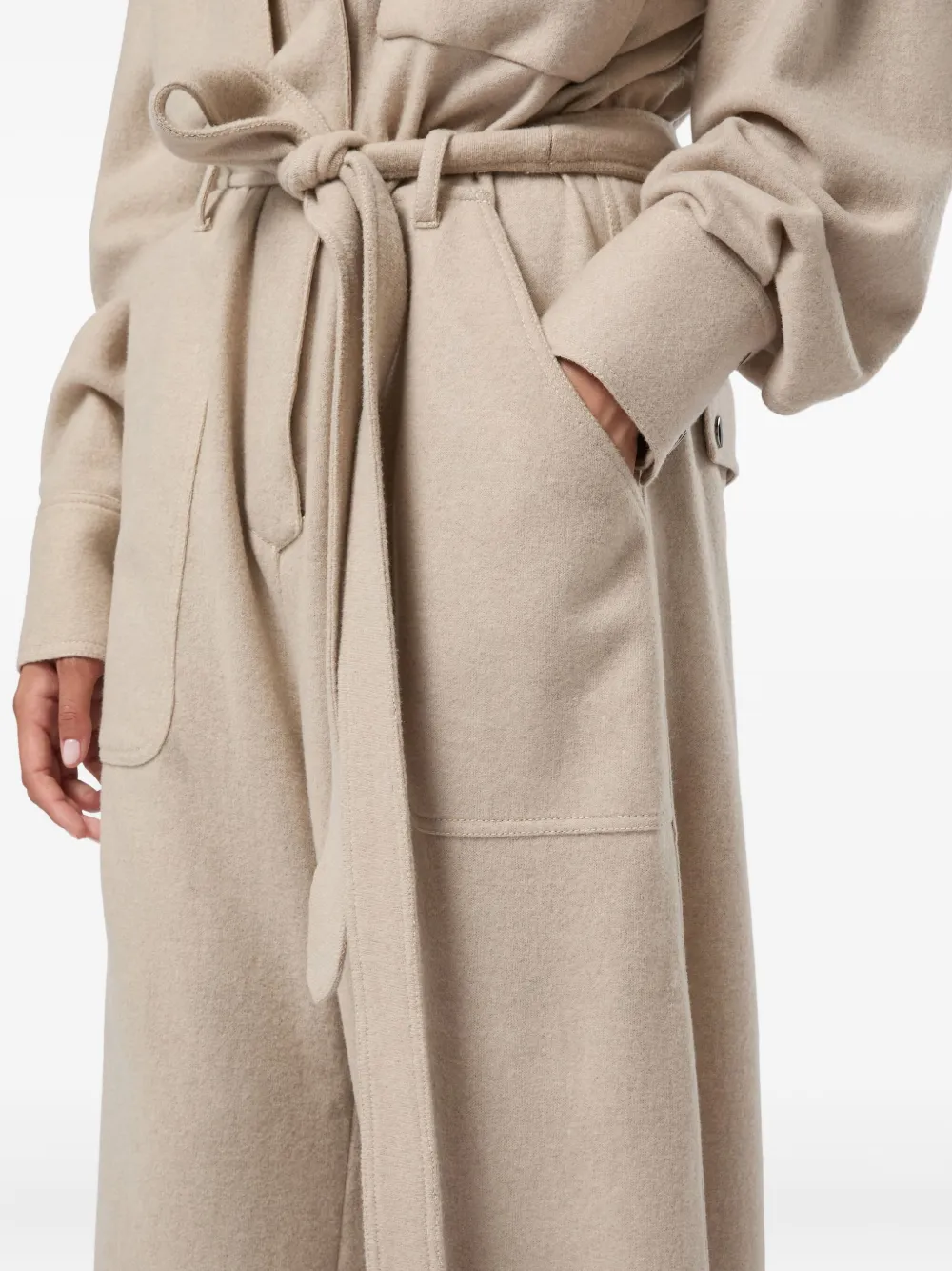 THE ANDAMANE Cargo jumpsuit met riem Beige