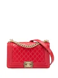 CHANEL Pre-Owned 2016-2017 Old Medium Quilted Lambskin Boy Flap crossbody bag - Red