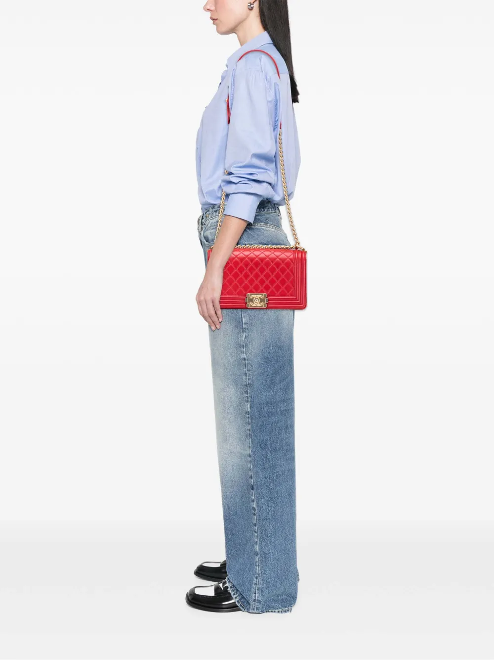 CHANEL Pre-Owned 2016-2017 Old Medium Quilted Lambskin Boy Flap crossbody bag | Pre-Owned | Image 2