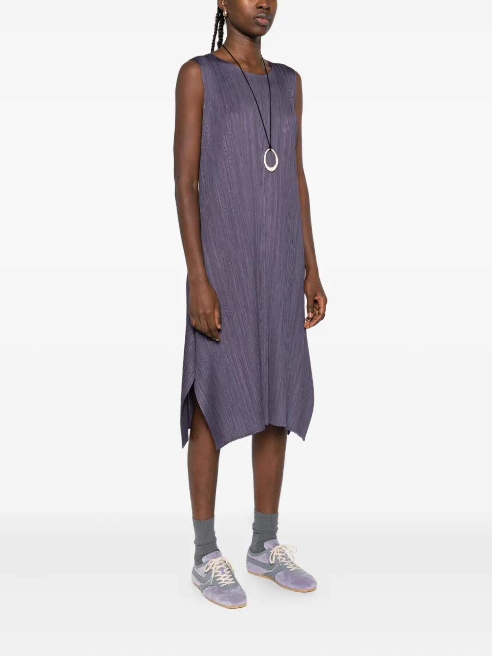 Pleats Please Issey Miyake Geplooide mouwloze midi-jurk Grijs