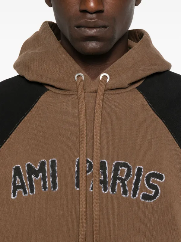 AMI Paris ラグランスリーブ パーカー | ブラウン | FARFETCH JP