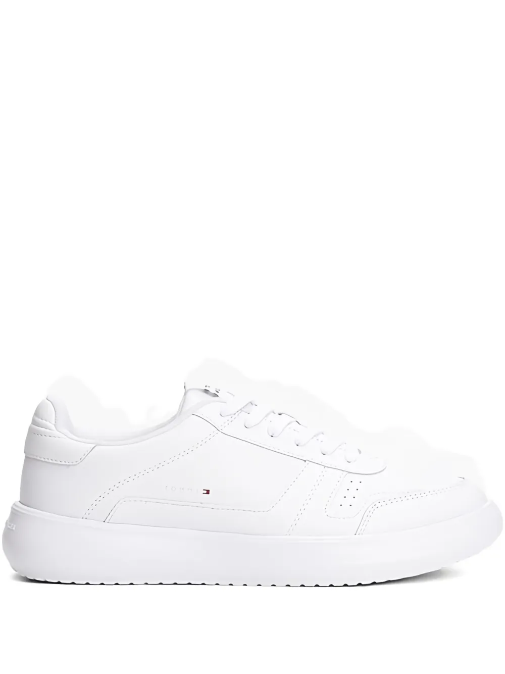Tommy Hilfiger Lightweight Lace-up Sneakers In White