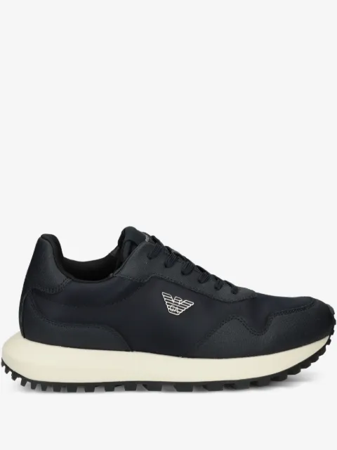 Emporio Armani tenis con paneles y aplique del logo