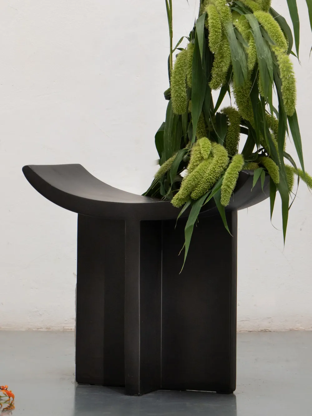  101 Copenhagen Curved-seat Oak Stool - Black 