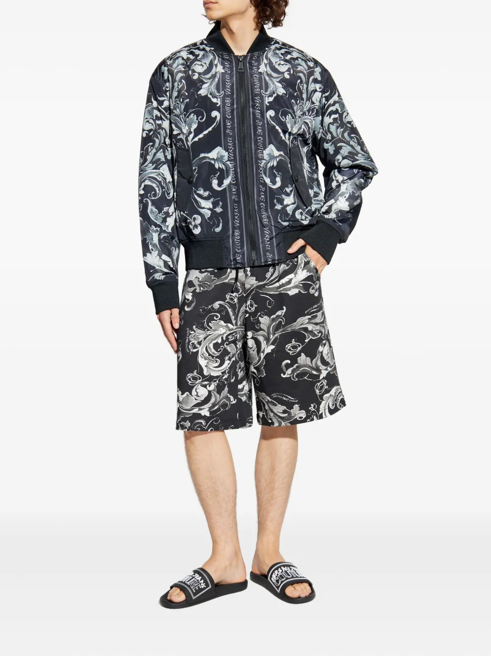 Versace Jeans Couture baroque-print bomber jacket Zwart