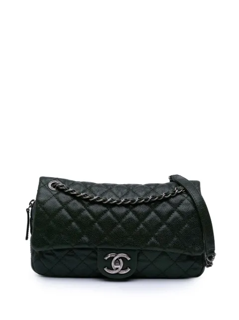 CHANEL Pre-Owned sac porté épaule irisé Easy Flap médium en cuir Caviar matelassé (2012)