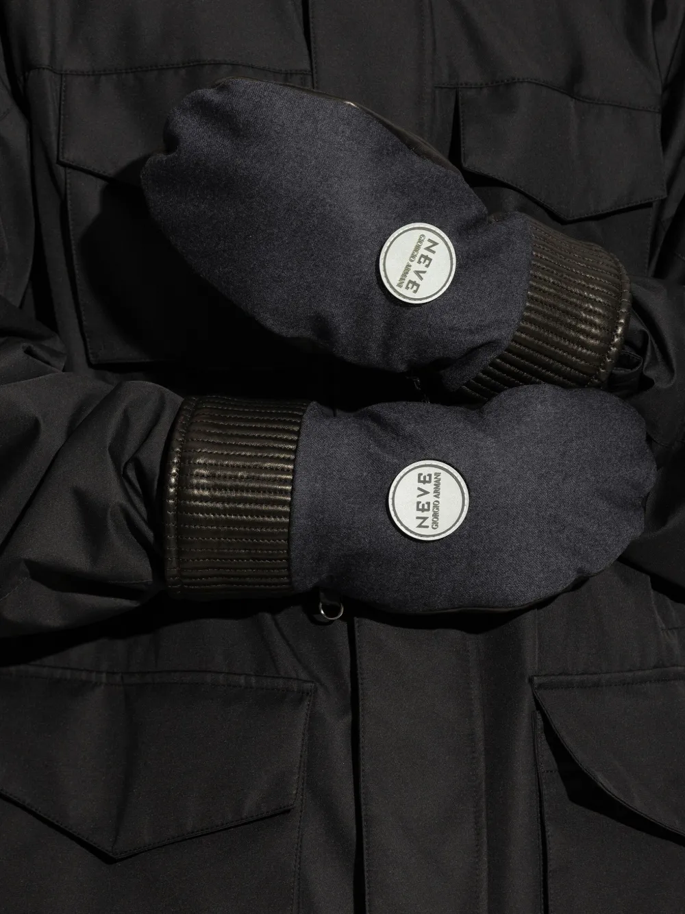 Giorgio Armani Handschoenen met logopatch Zwart