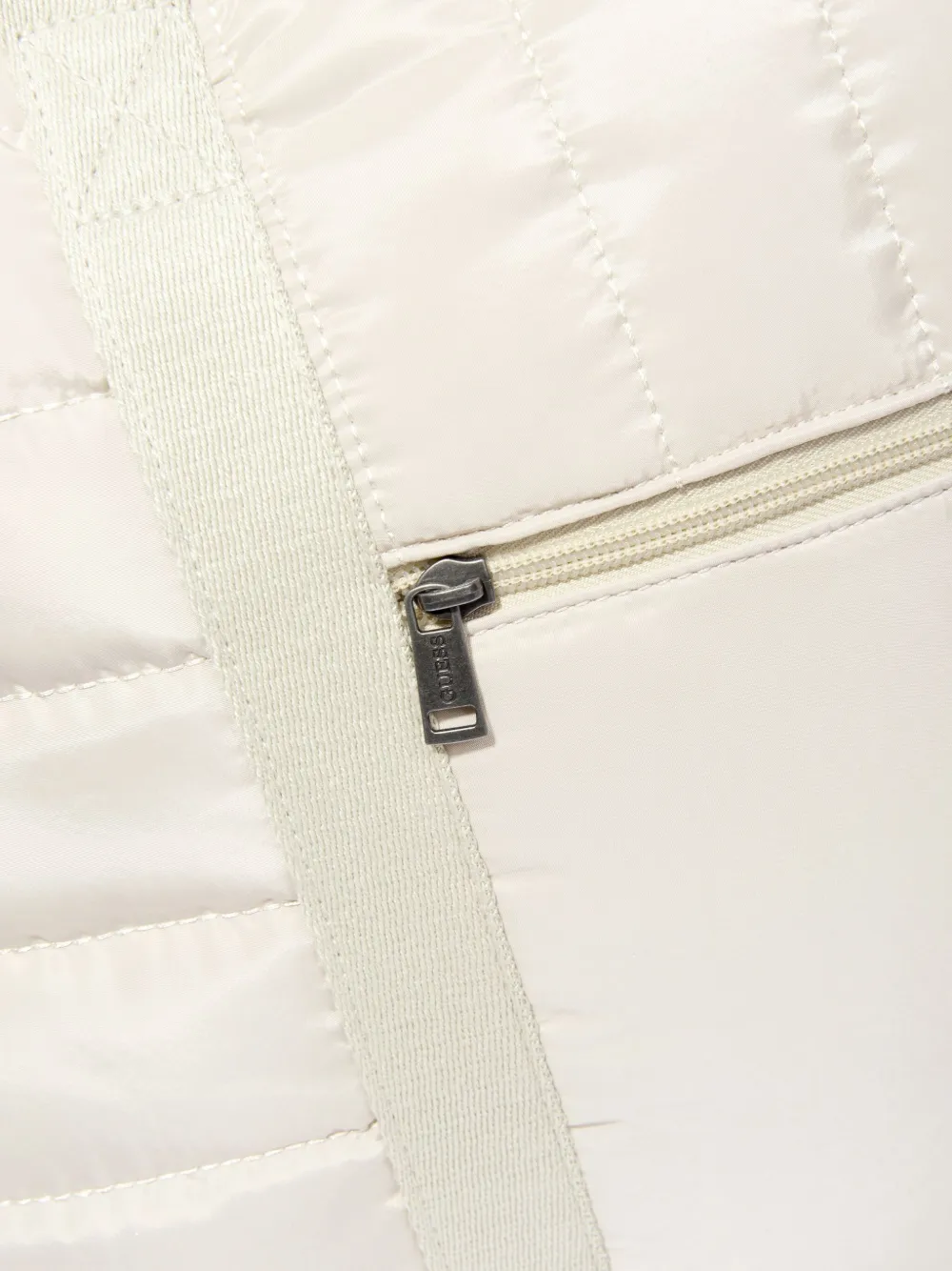 Guess Quilted Teddy-patch Changing Bag In White