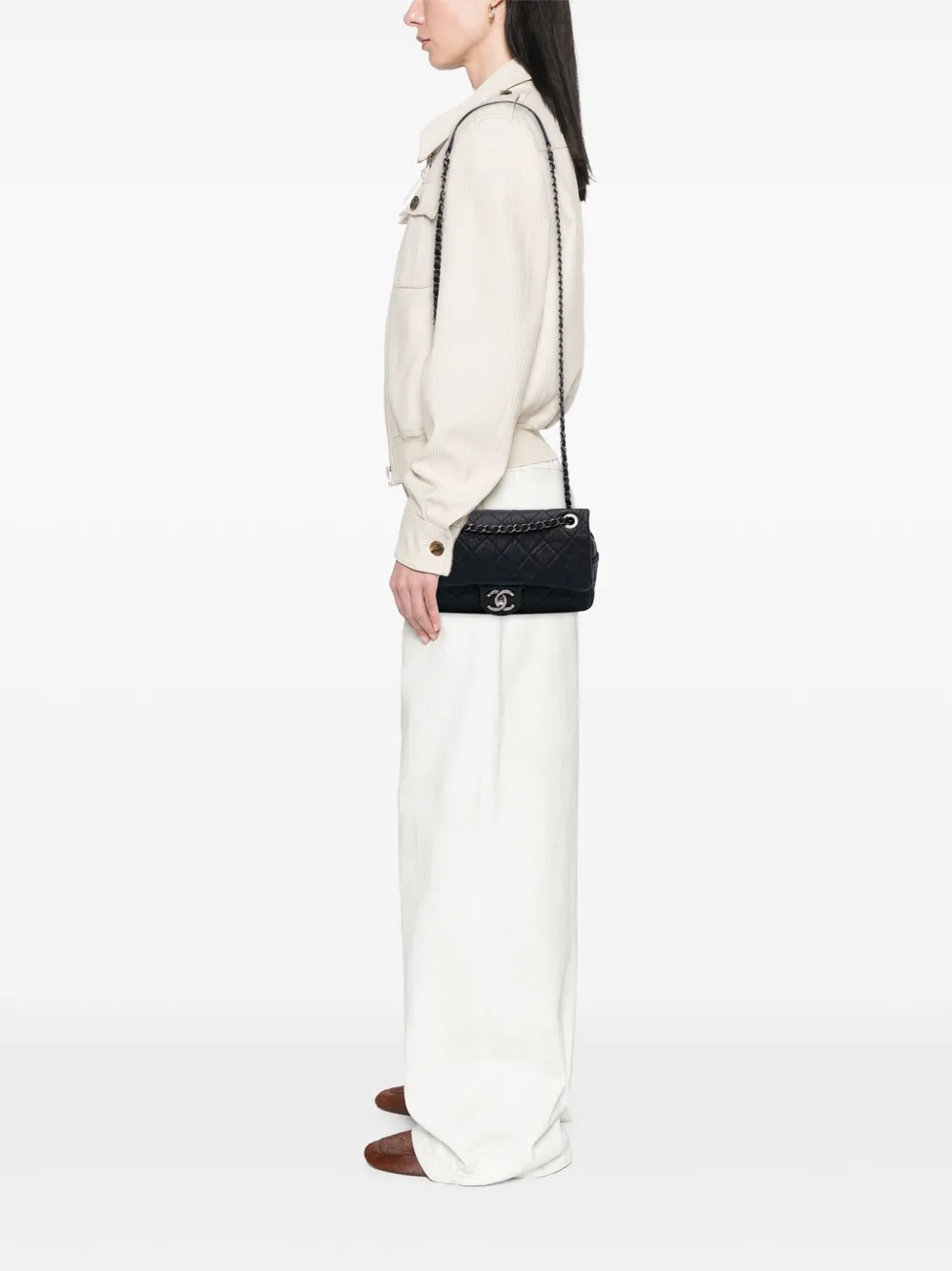 CHANEL Pre-Owned 2015-2016 Small Quilted Distressed Calfskin Easy Flap crossbody bag | Pre-Owned | Image 2
