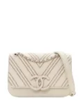 CHANEL Pre-Owned 2017-2018 Small Chevron Sheepskin CC Subtle Flap crossbody bag - White