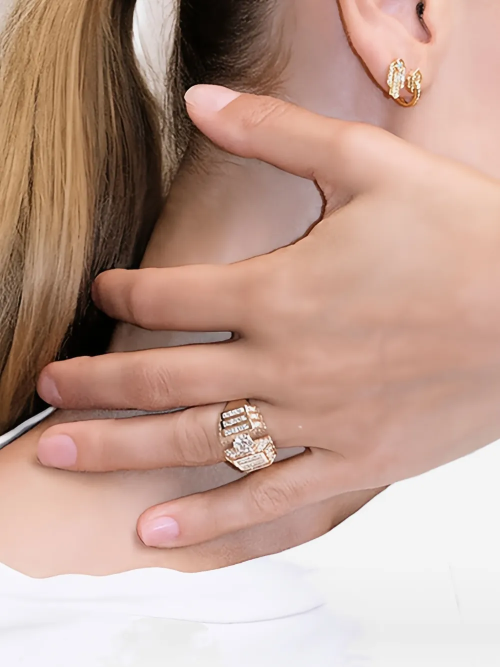 STATEMENT PARIS 18kt Yellow Gold Diamond Hoop Earrings | Image 2