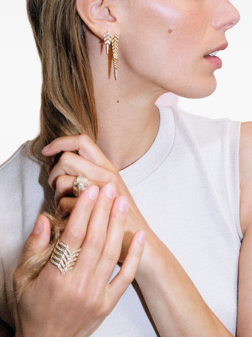 Statement Paris 18k Gold Fiamond Chevron Earring In Gold
