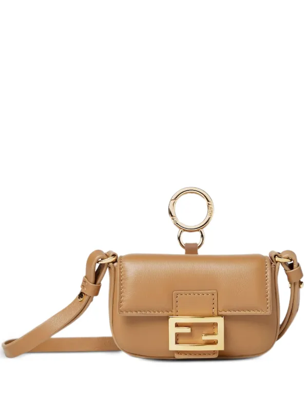 FENDI バゲット チャーム ショルダーバッグ ナノ | ブラウン | FARFETCH JP