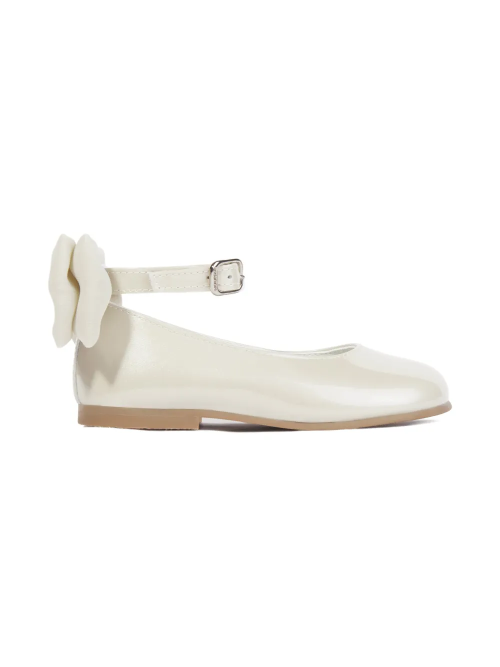 Andanines Girls Patent Leather Bow Shoes In Neutral
