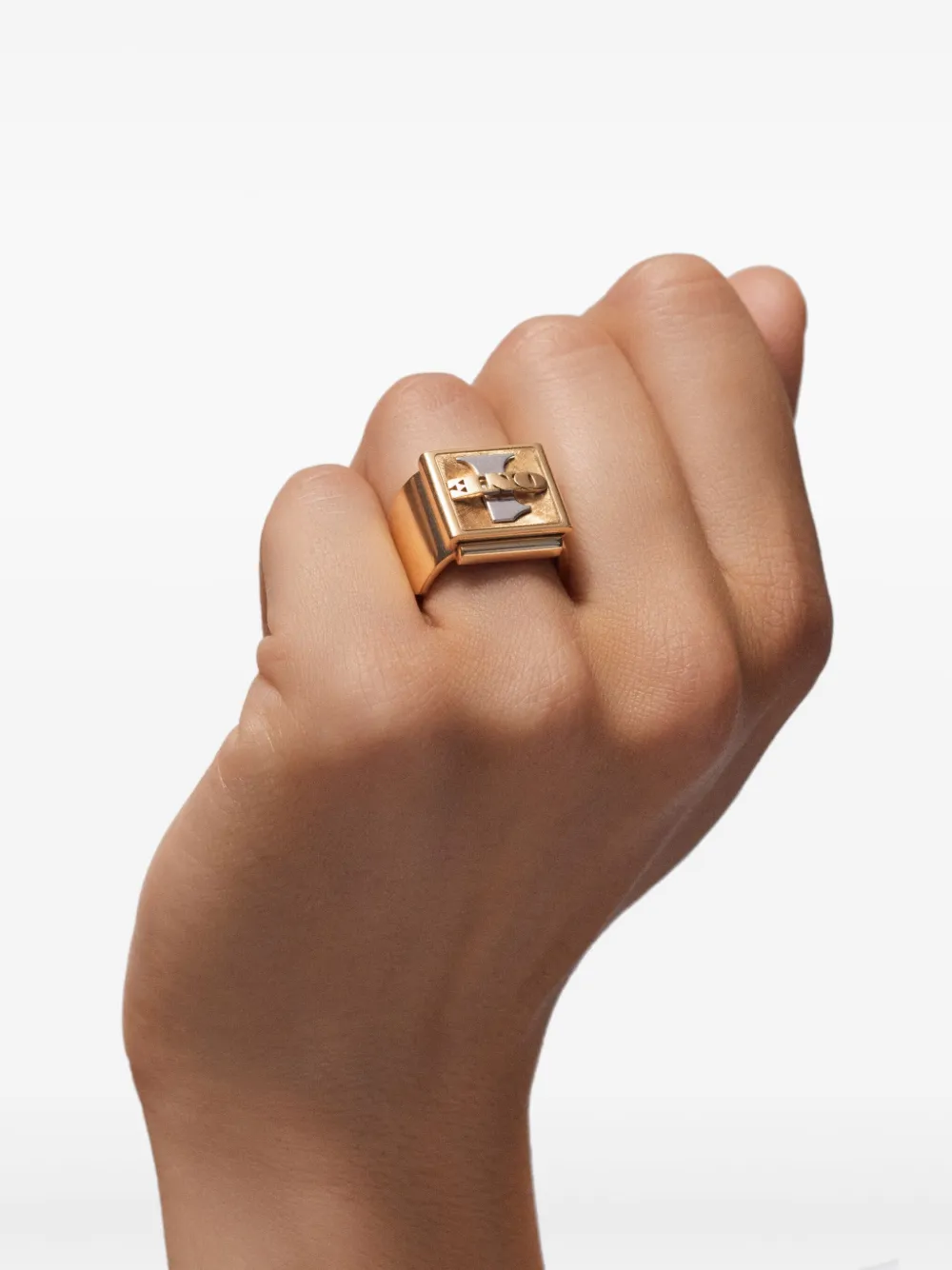 Marie Lichtenberg 18k Yellow Gold Small Buck Ring In Gold