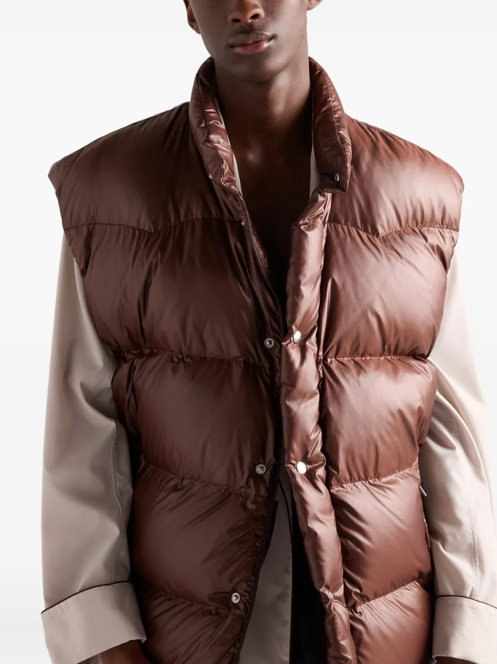 Prada Bodywarmer met opstaande kraag Bruin
