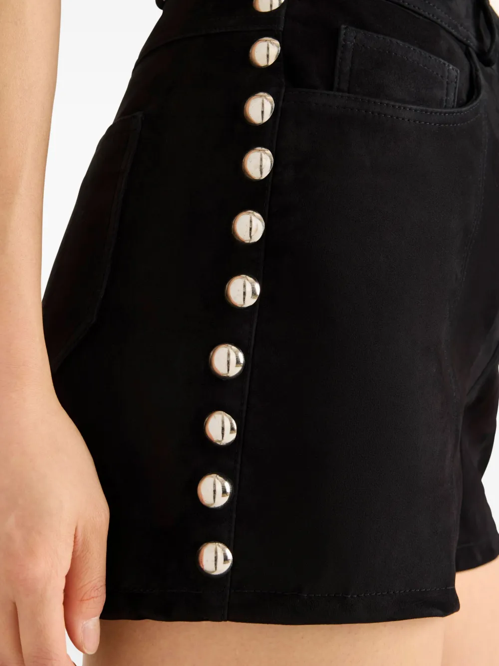 Cinq A Sept Shannon suède shorts met studs Zwart