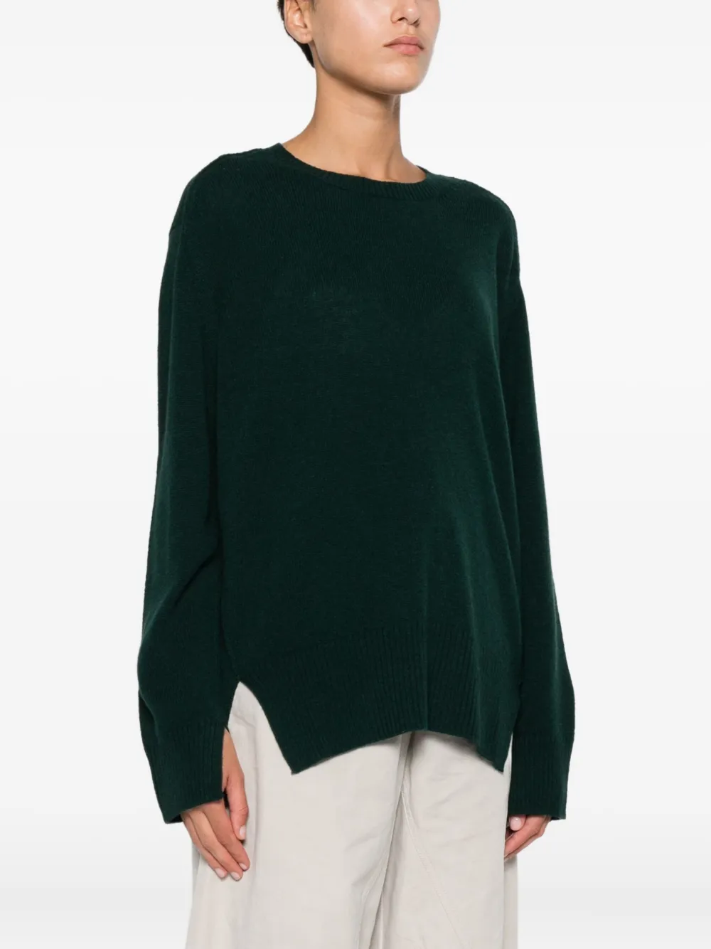 Beyou Side-split Round-neck Sweater In Green