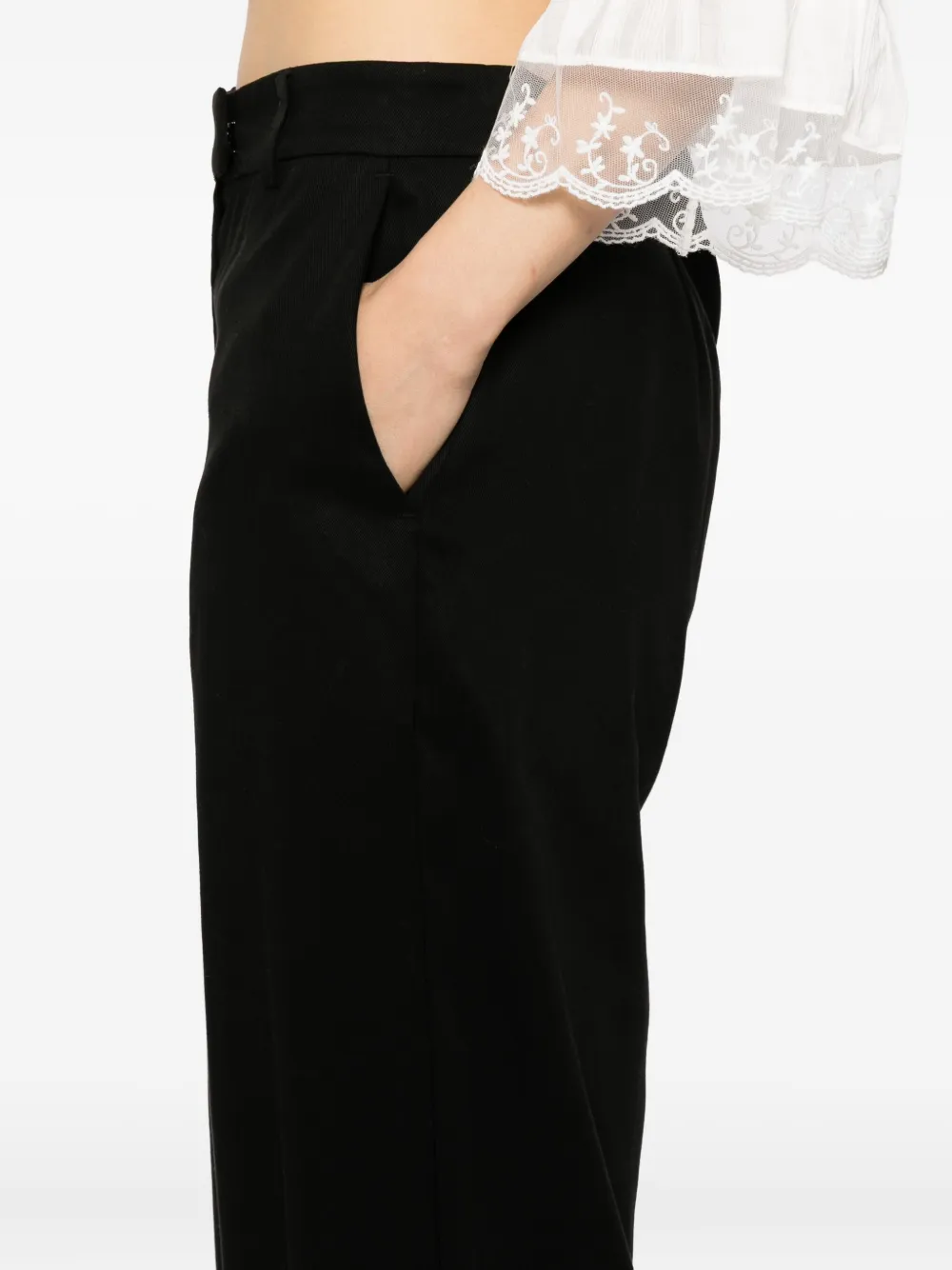 Reformation Carter Trousers In Black