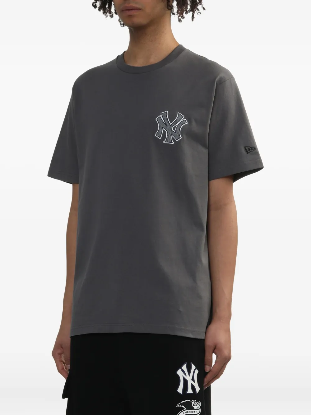 NEW ERA CAP Yankees T-shirt verfraaid met logo Grijs