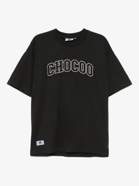 CHOCOOLATE logo-embroidered T-shirt