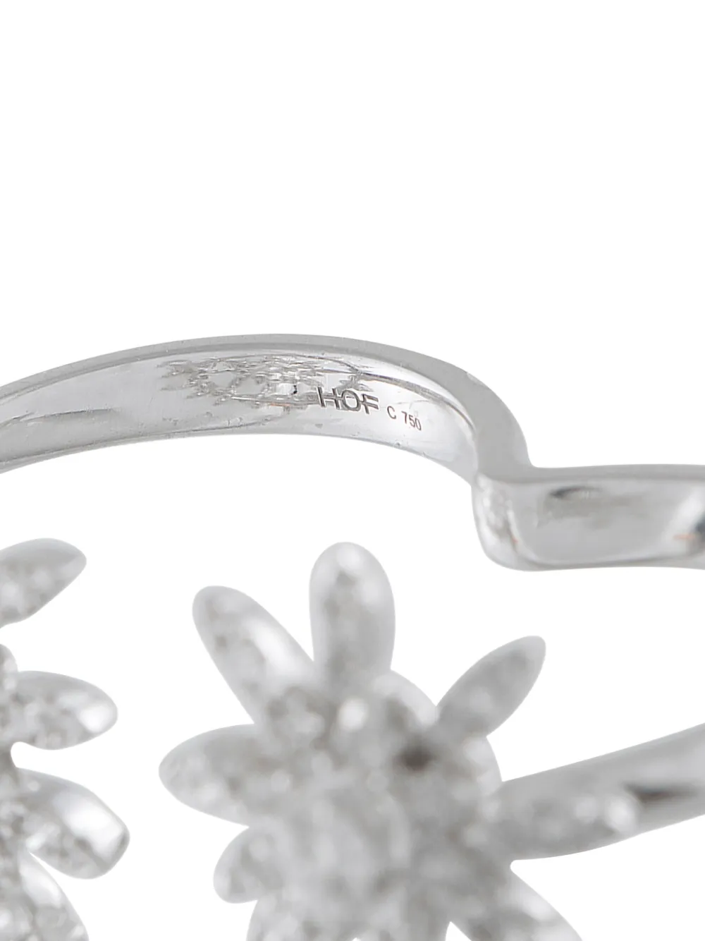 18k White Gold Aerial Diamond Ring