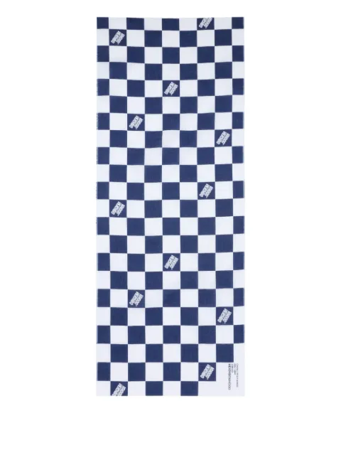 Neighborhood check-pattern bath towel