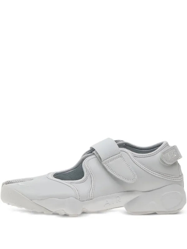nike velcro shoes men's