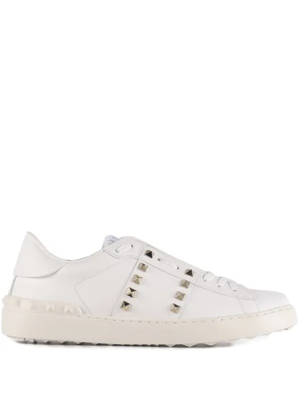 VALENTINO GARAVANI ロックスタッズスニーカー Valentino Garavani ロックスタッズ スニーカー | FARFETCH JP