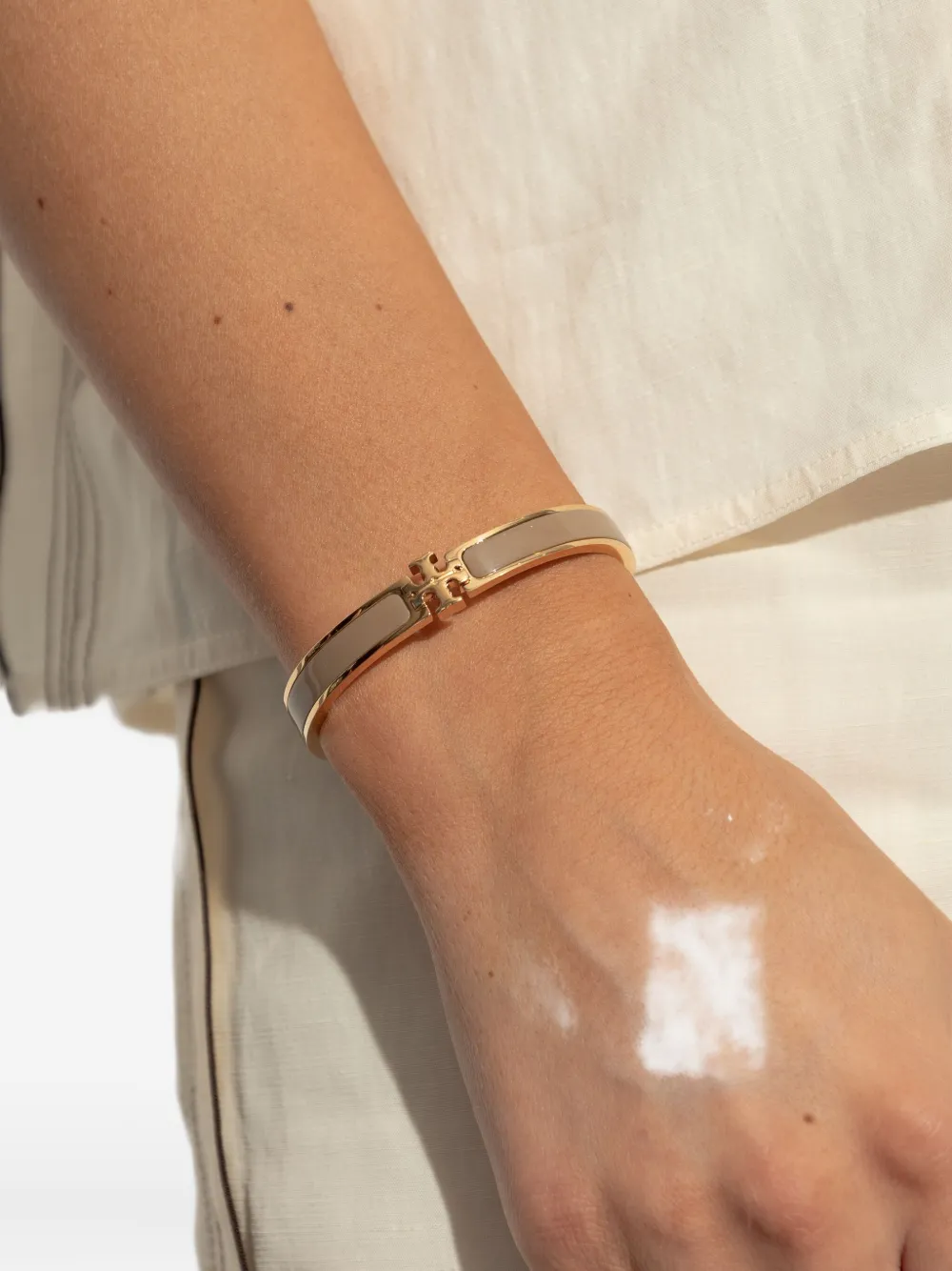 Tory Burch logo-plaque bracelet - Goud
