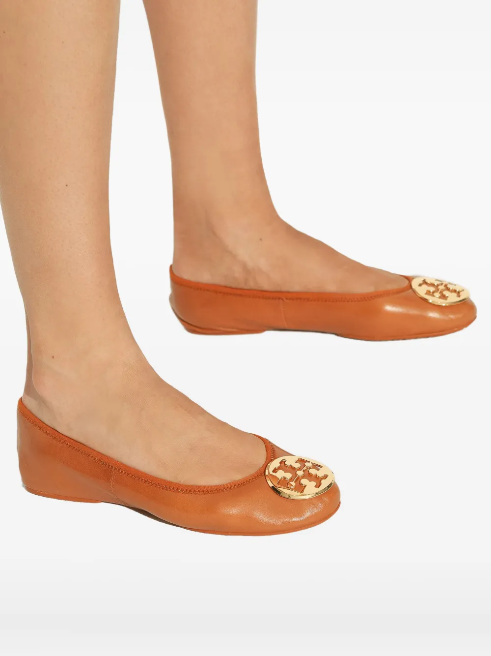 Tory Burch leather logo-detail pumps Brown
