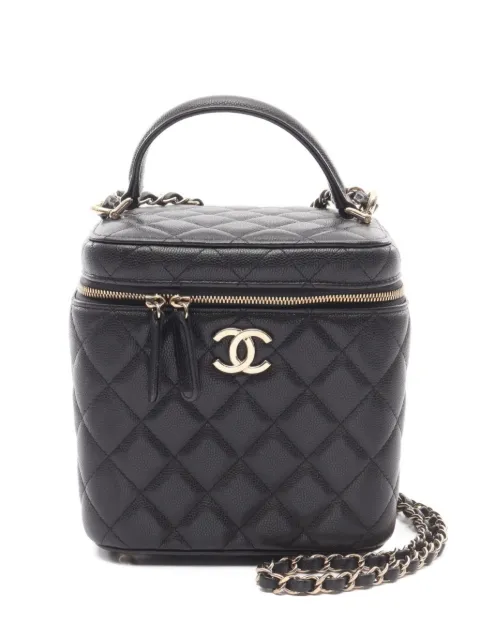 CHANEL Pre-Owned 2021~2022 mini Matelasse Caviar-leather bucket bag