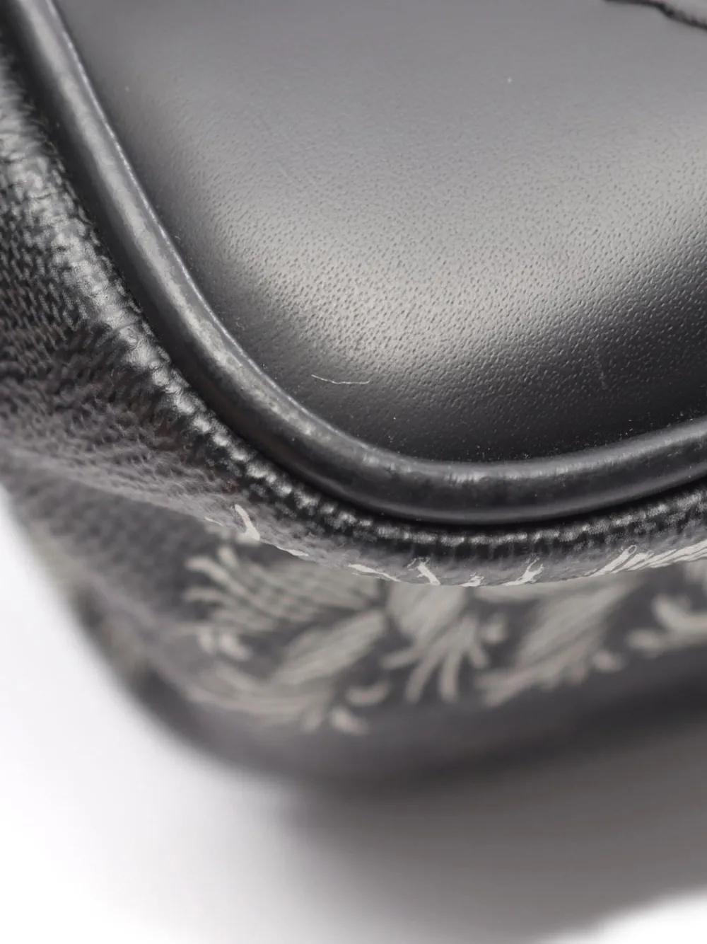 Pre-owned Louis Vuitton 2015 Amazon Christopher Nemeth Messenger Bag In Black