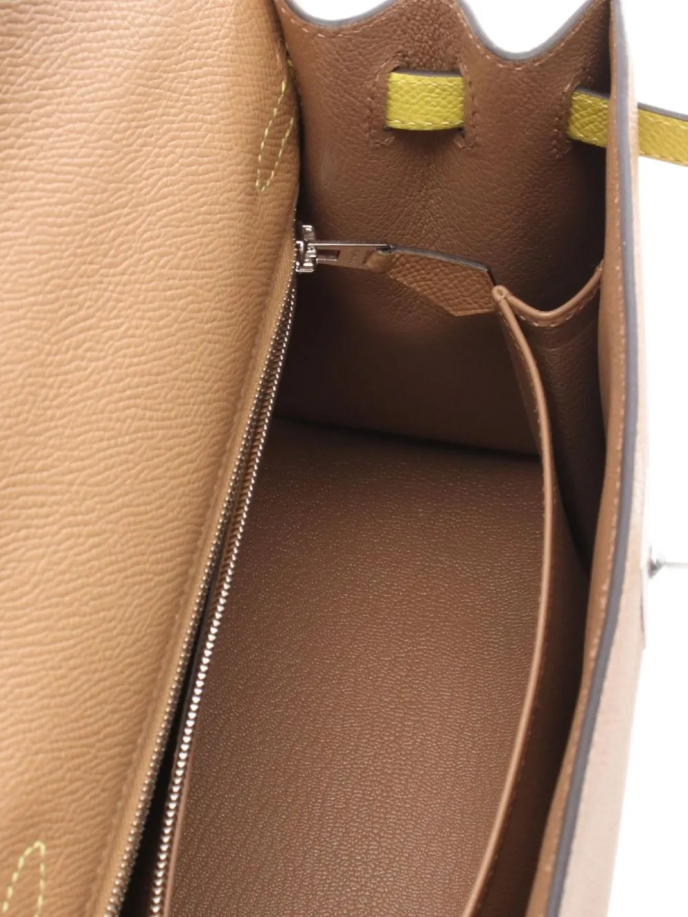 Pre-owned Hermes 2023 Kelly 25 Handbag In Brown