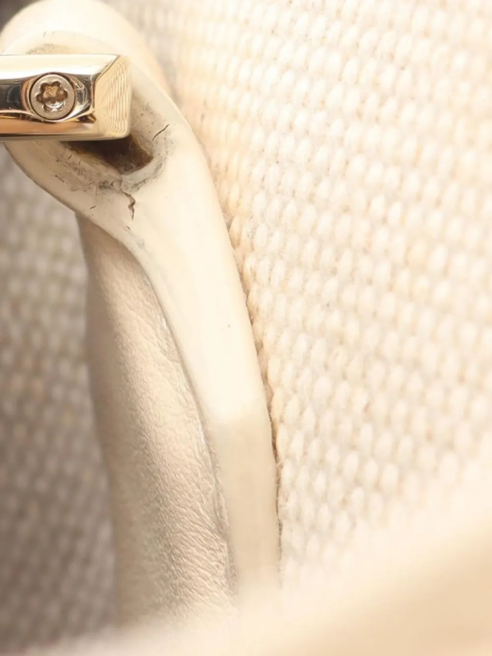 Pre-owned Bvlgari 00s Small Logo-detail Tote Bag In Neutral