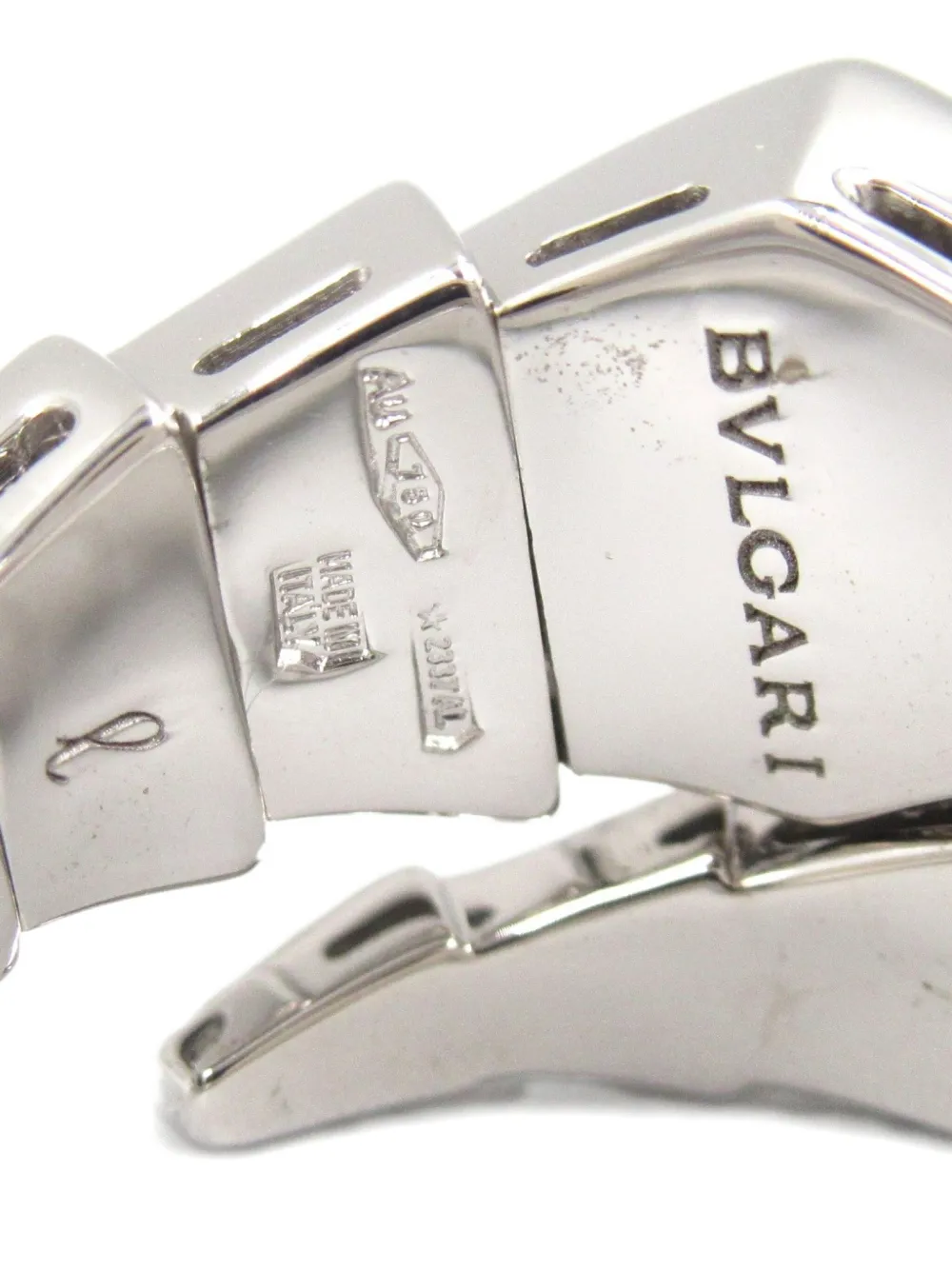 Pre-owned Bvlgari 2010s 18k White Gold Serpenti Viper Diamond Ring In Silver