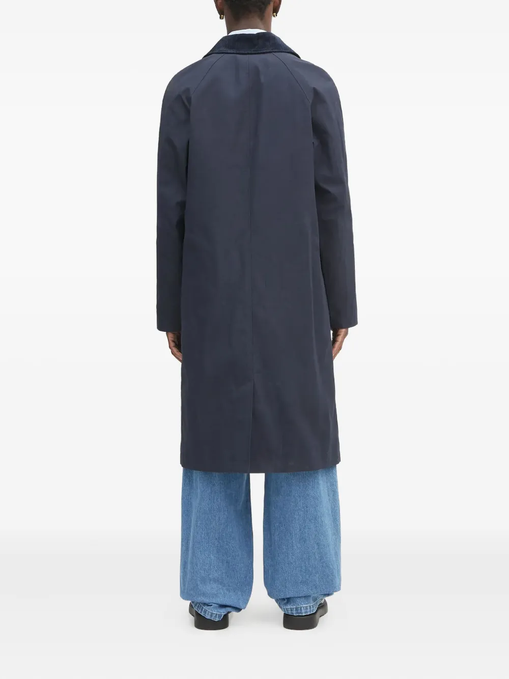 A.P.C. Jas met ribfluwelen kraag Blauw
