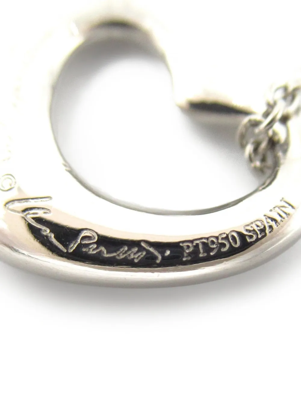 Tiffany & Co. Pre-Owned 10s Open Heart necklace | Image 2