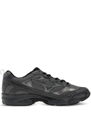 Mizuno Wave Mujin LS GTX Sneakers | Black | FARFETCH