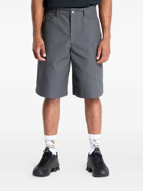Nike shorts con bolsillos