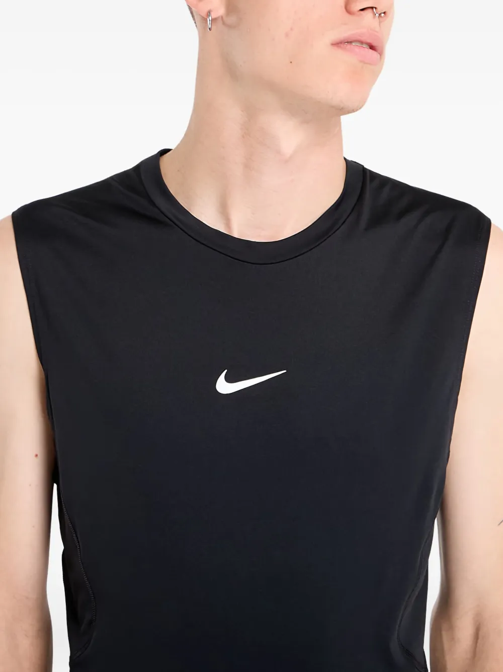 Nike Pro dri-fit ノースリーブトップ | ブラック | FARFETCH JP
