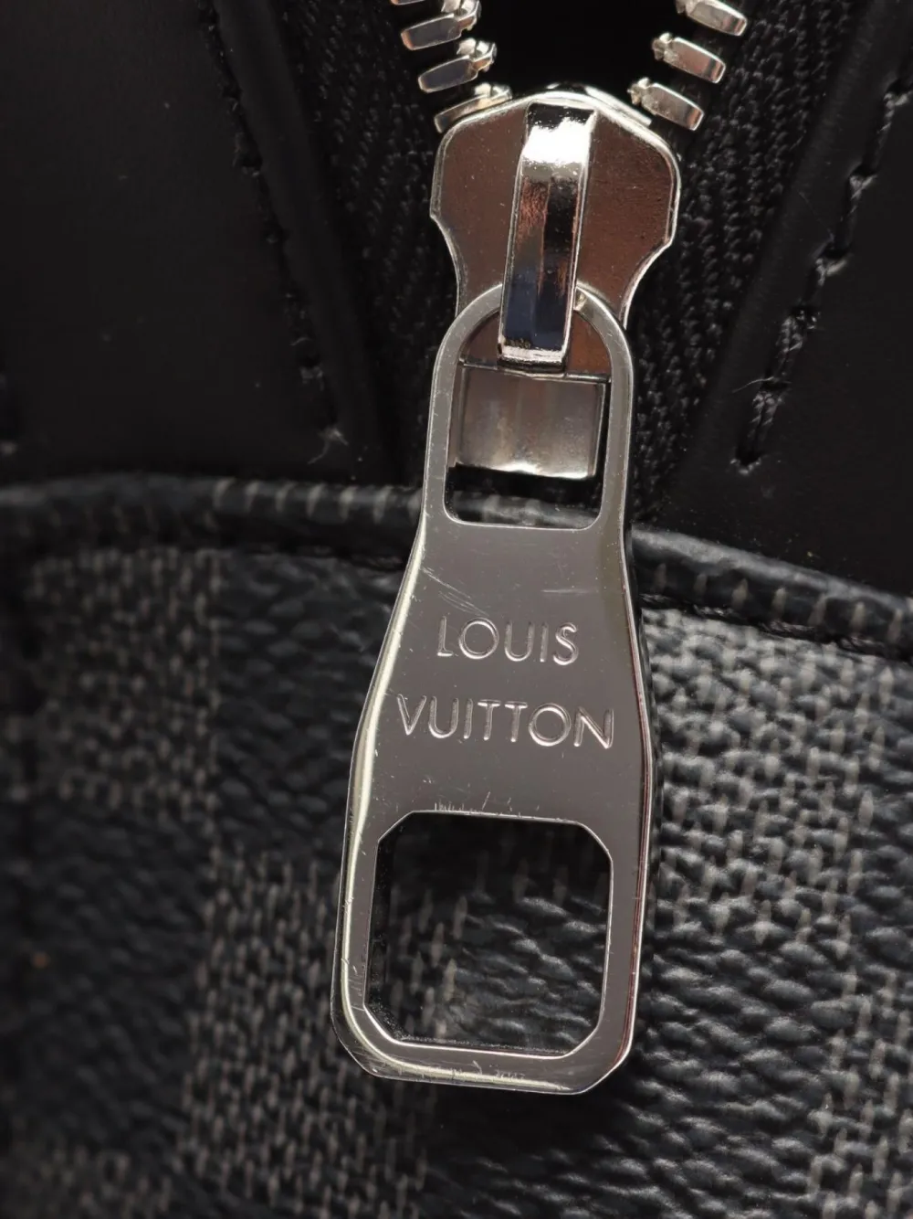 Pre-owned Louis Vuitton 2018 Medium Josh Damier Graphite Backpack In Black