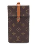 Louis Vuitton Pre-Owned 2019 monogram phone case - Brown