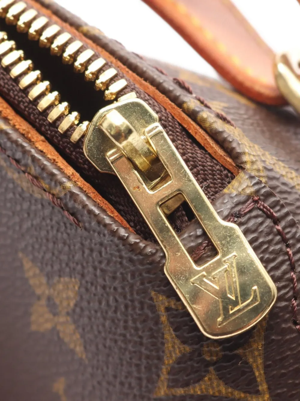 Pre-owned Louis Vuitton 1998 Ellipse Sac Ad Monogram Backpack In Brown
