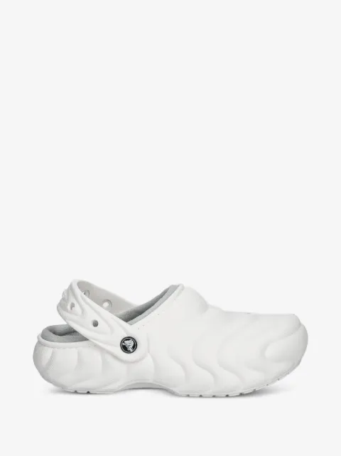 Crocs textured design slides