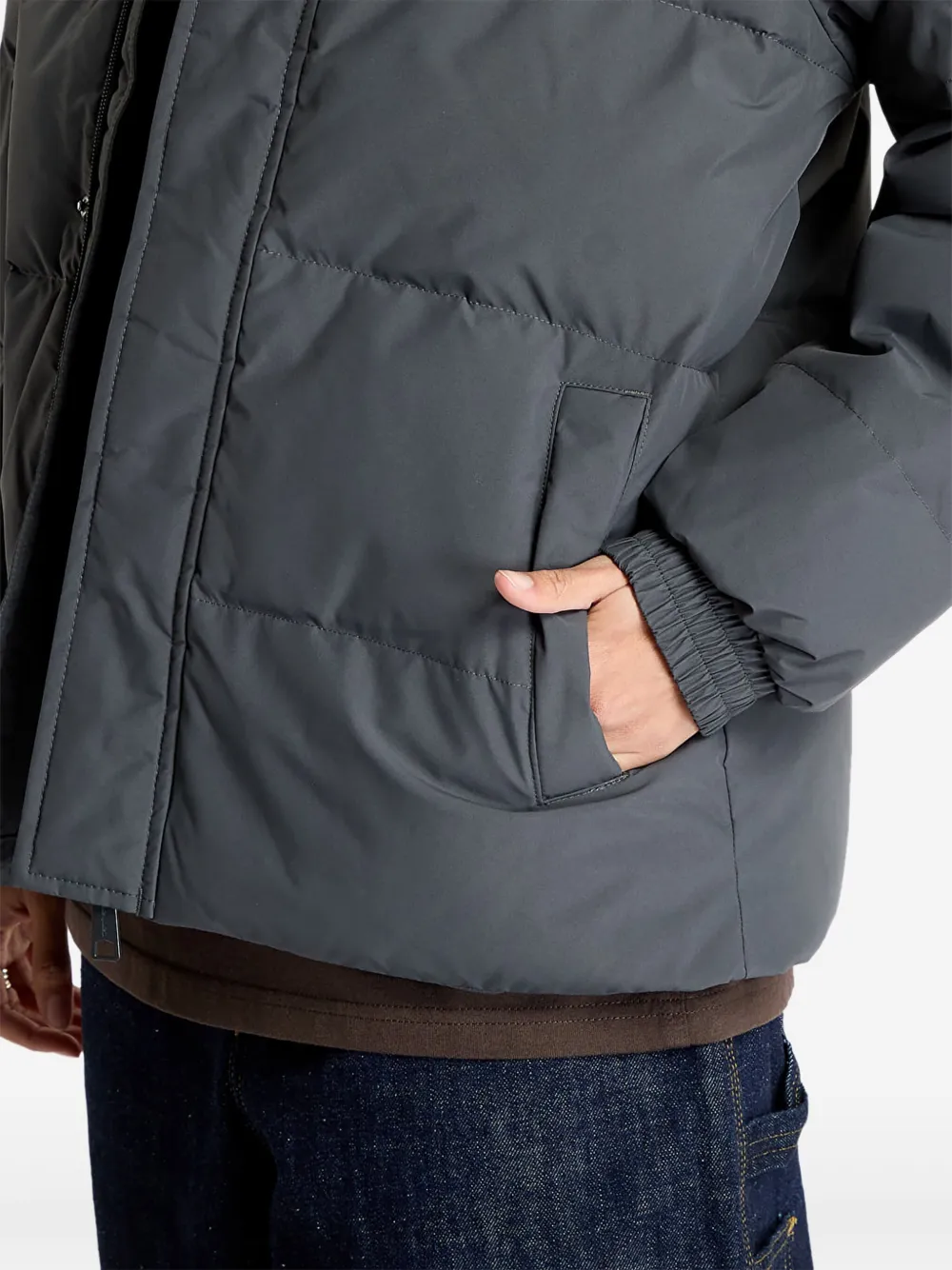 Carhartt WIP quilted puffer jacket Grijs