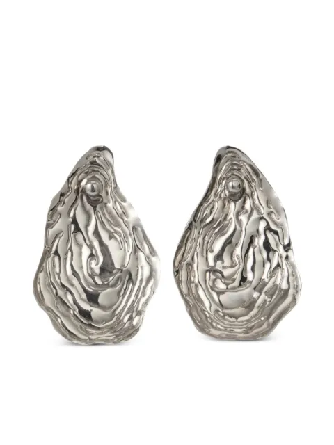 KOROBEYNIKOV aretes con concha de ostra