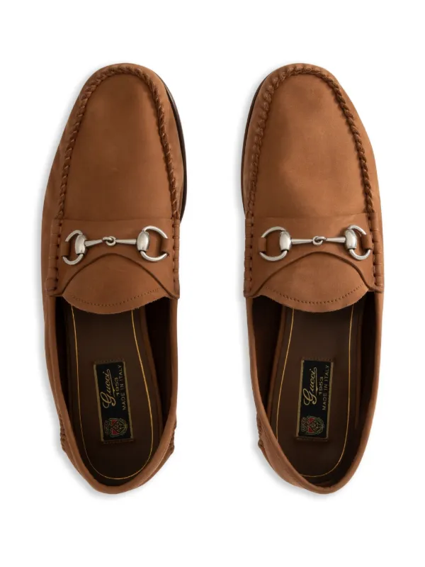 靴 GUCCI Gold Horsebit Brown Suede Loafers Horsebit suede loafers in brown - Gucci | Mytheresa